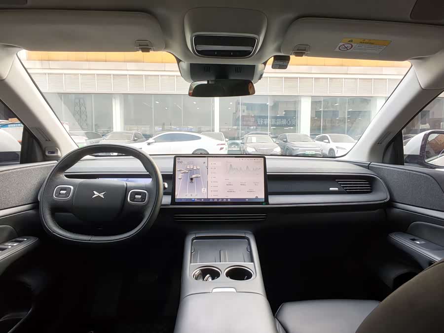 Xpeng G6 2024 صورة سيارة #11