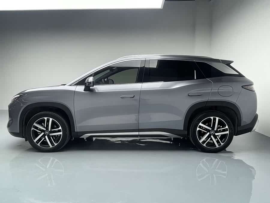 BYD SongL DM-i 2024 car image #11