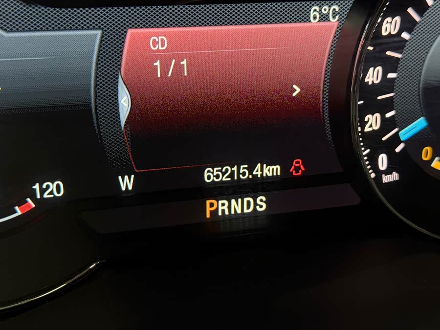 Ford Taurus 2017 car image #11