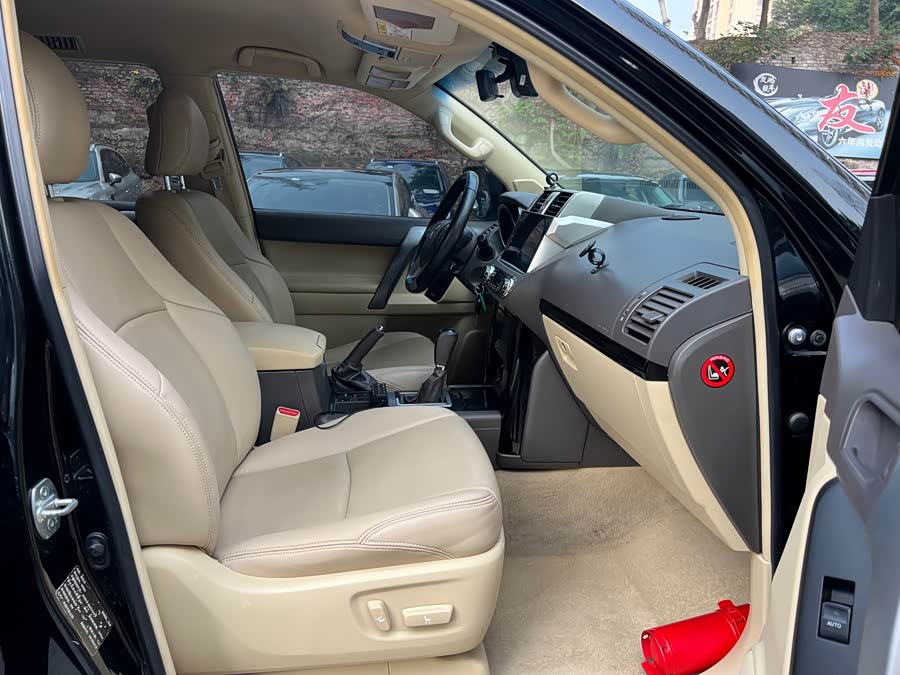 Toyota Land Cruiser Prado 2016 car image #11