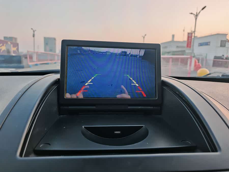 MG 3 SW 2016 car image #11