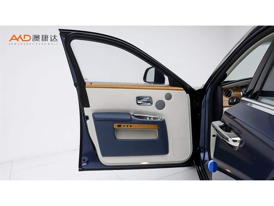 Rolls-Royce Ghost 2019 car image #11