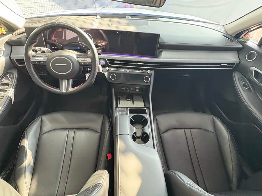 Hyundai Sonata 2024 immagine di auto #11