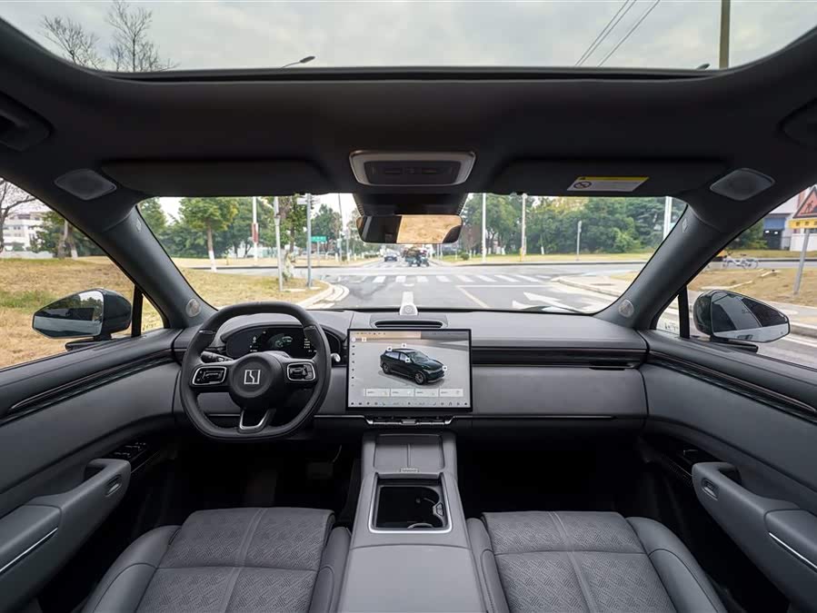 Zeekr 7X 2025 car image #11