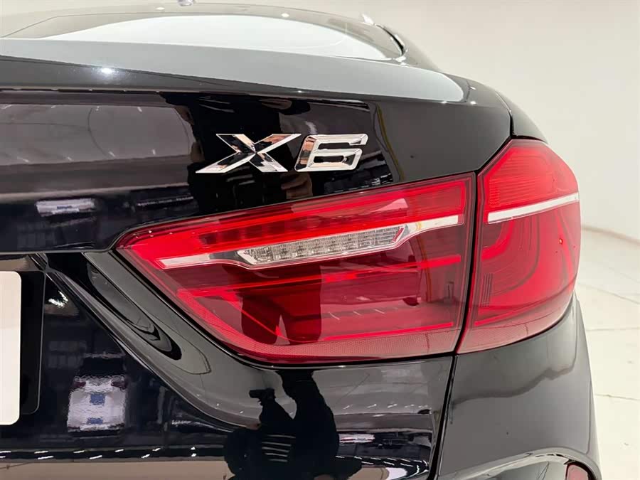 BMW X6 2015 immagine di auto #11