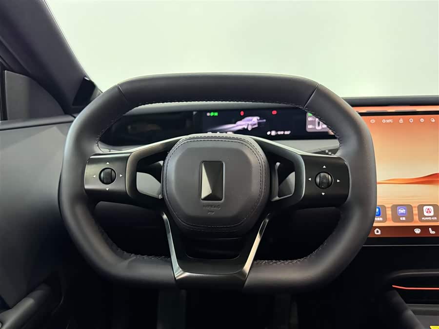 阿维塔 阿维塔06 2025 汽车图片 #11