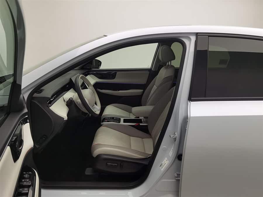 Honda e:NS2 2025 car image #11