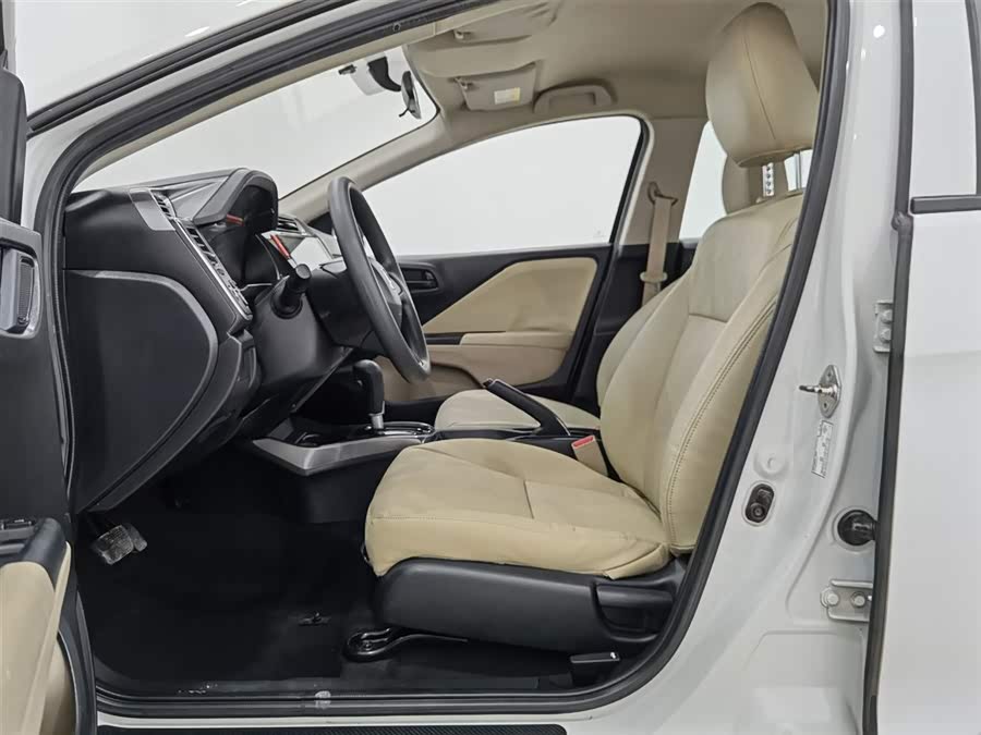 Honda Greiz 2016 صورة سيارة #11