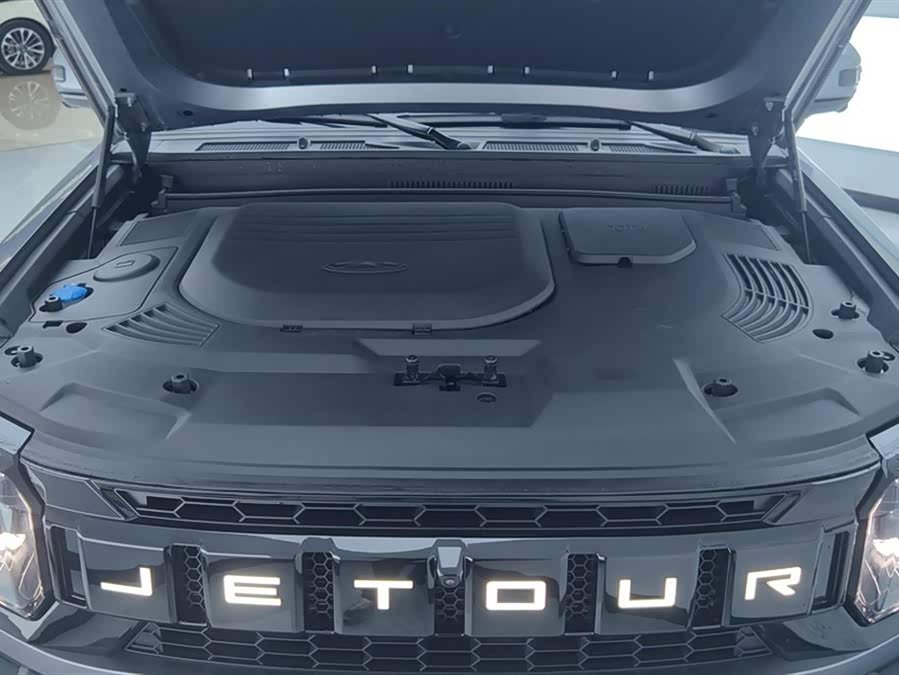 Jetour Traveller 2024 car image #11