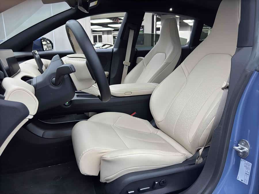 NIO ET5 2022 car image #11