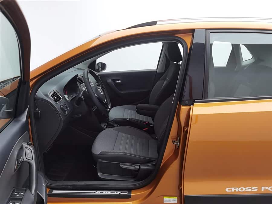Volkswagen Polo 2019 car image #11