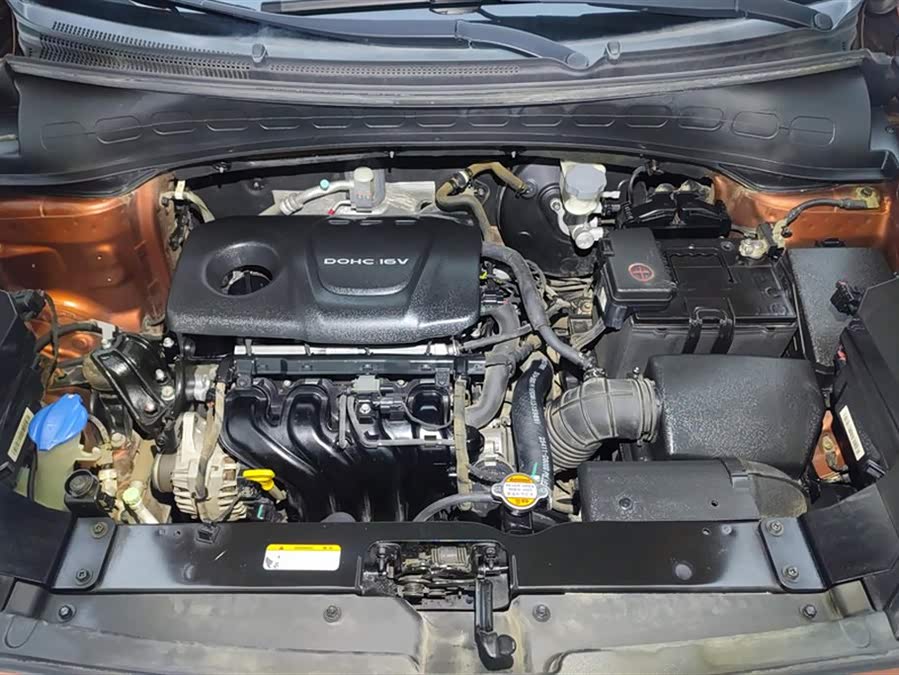 Kia Stonic 2016 imagen de coche #11