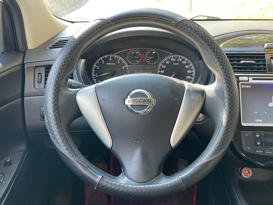 日产 骐达TIIDA 2013 汽车图片 #11