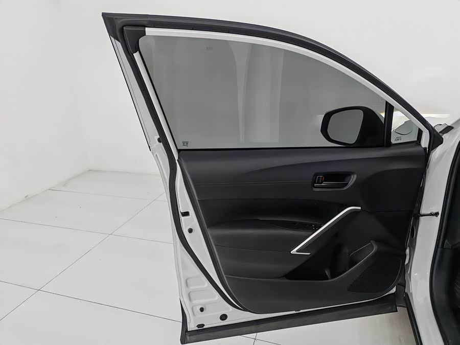Toyota Corolla Cross 2023 car image #11