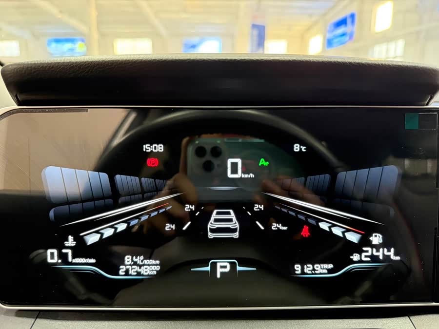 GEELY Binray 2022 car image #11