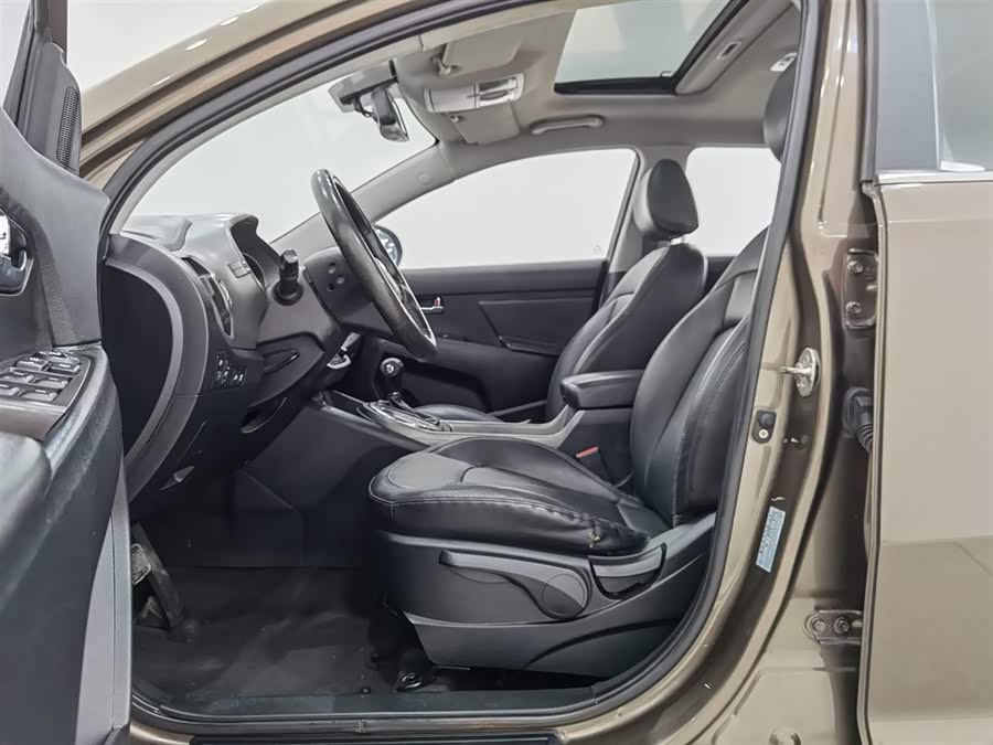 Kia Sportage R 2015 car image #11