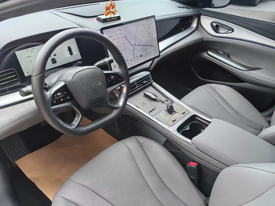 BYD Seal 07 DM-i 2025 car image #11