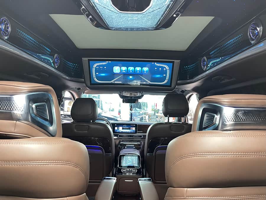 Mercedes-Benz V Class 2025 car image #11