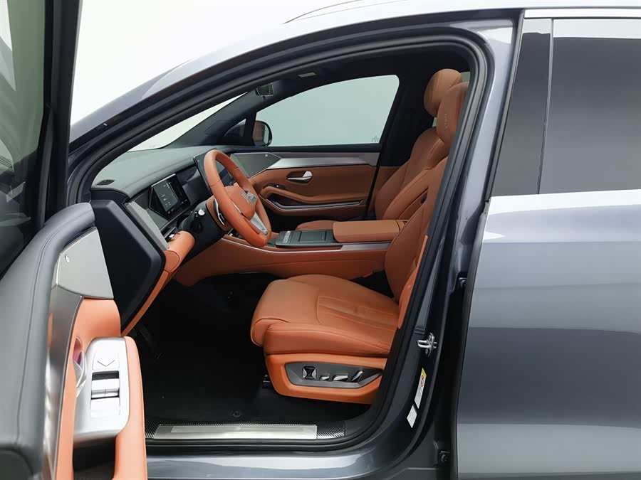 BYD 2025 car image #11