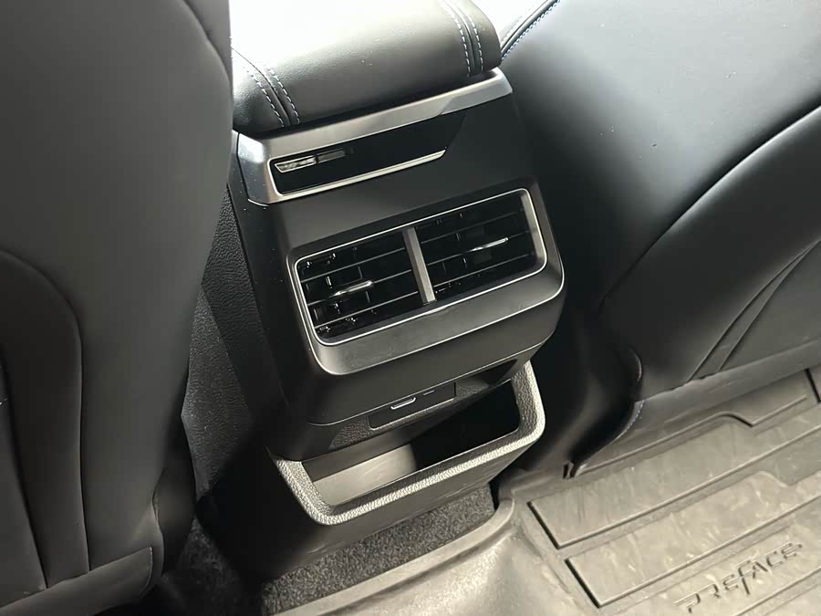 GEELY Preface 2024 car image #11
