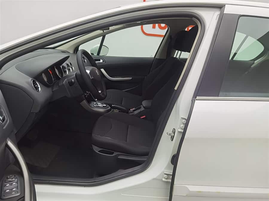 Peugeot 408 2013 car image #11