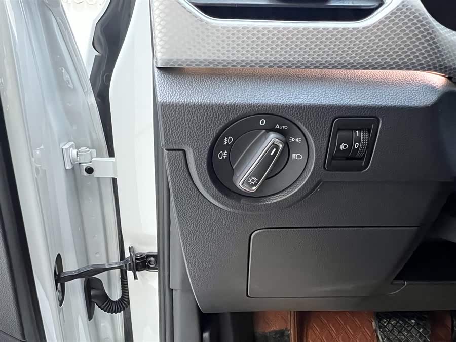 Volkswagen Tacqua 2022 #11 Volkswagen Tacqua 2022 car image #11