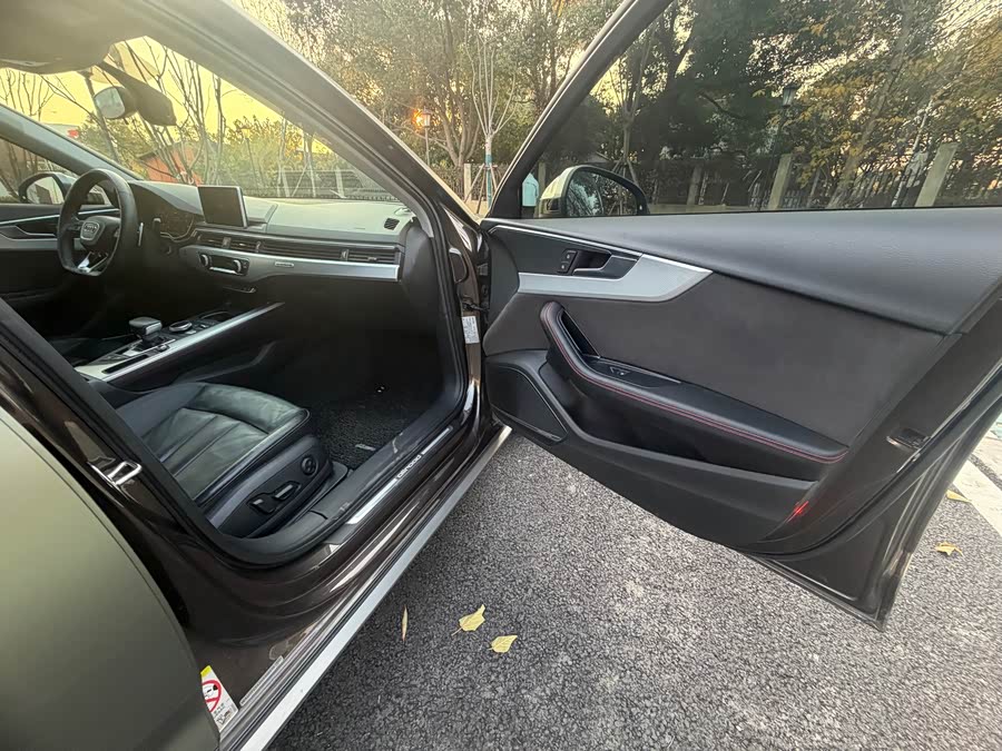 Audi A4 (Imported) 2018 #11 Audi A4 (Imported) 2018 car image #11