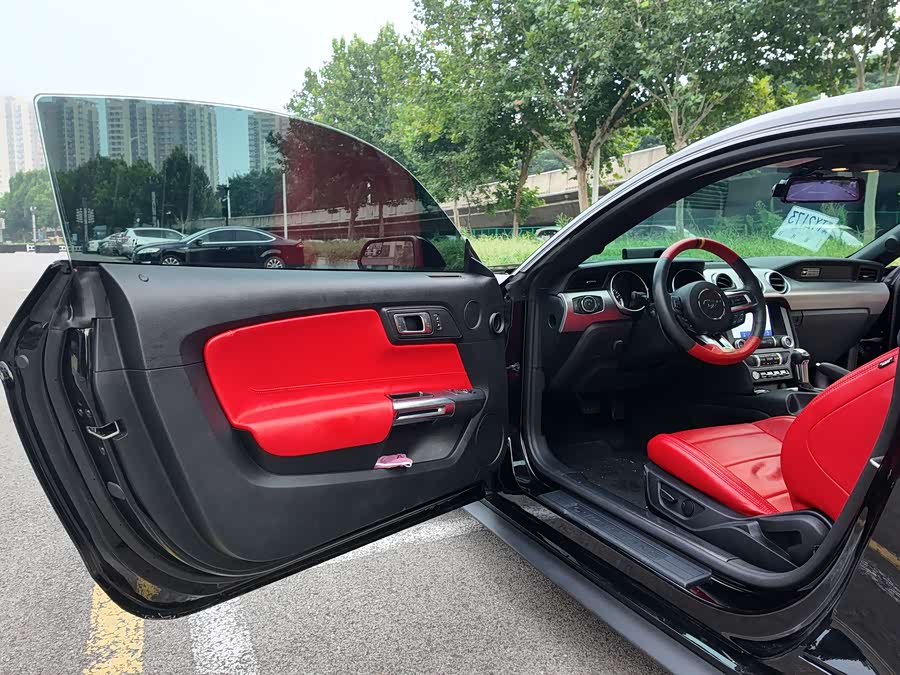 Ford Mustang 2022 car image #11