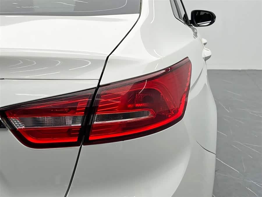 Ford Escort 2017 immagine di auto #11