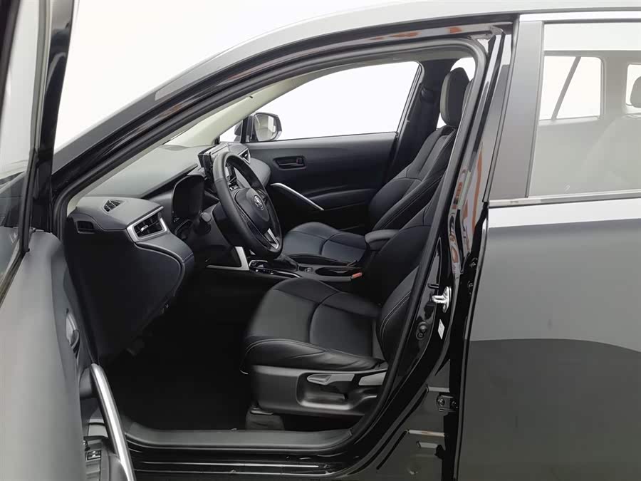 Toyota Frontlander 2023 car image #11