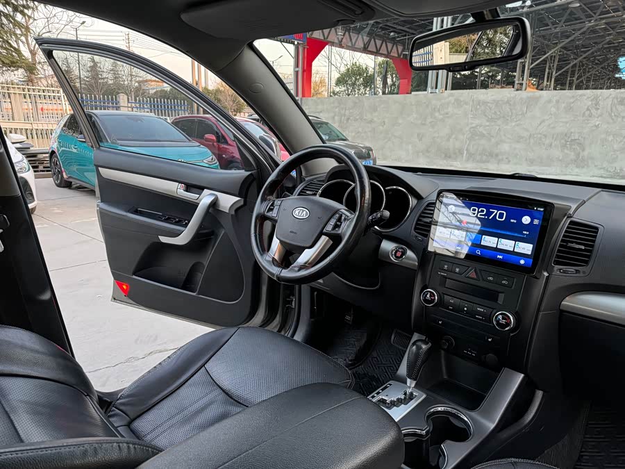 起亚 索兰托 2012 汽车图片 #11