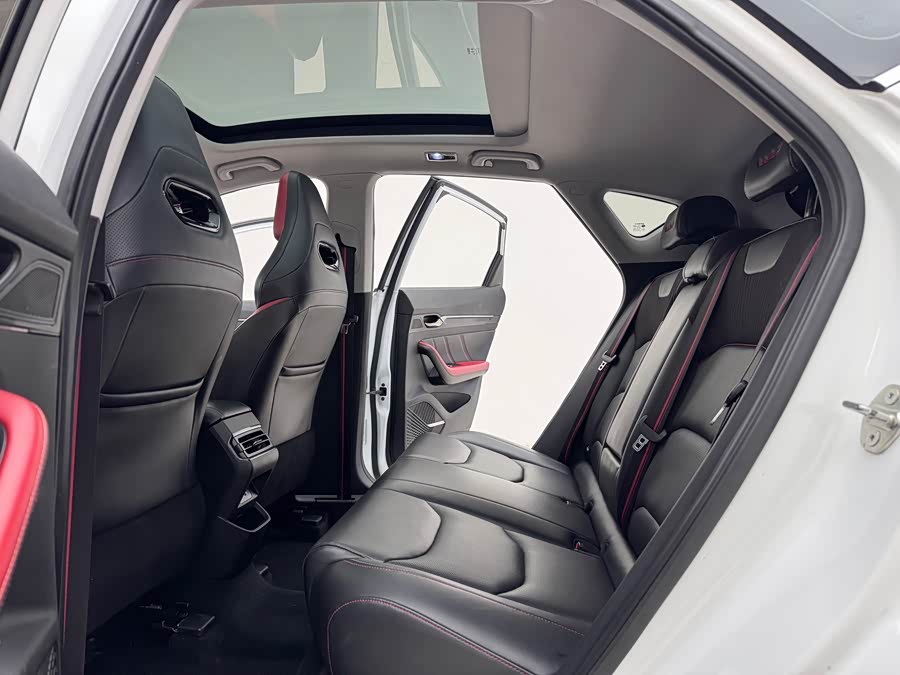 GEELY 2022 car image #11