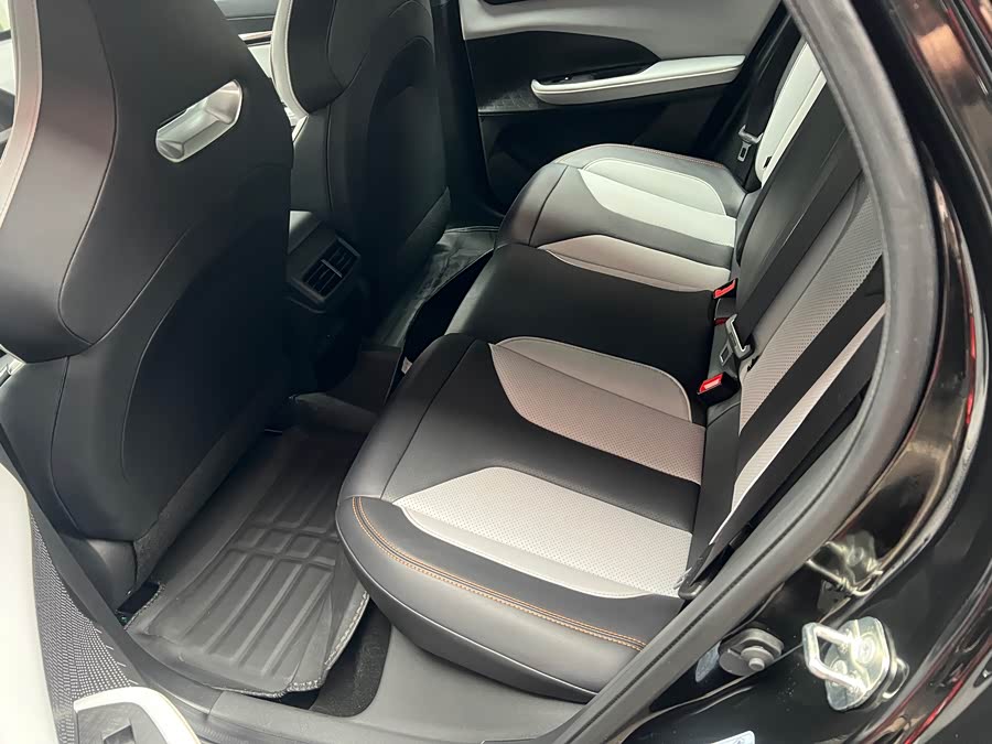 Changan UNI-V iDD 2024 car image #11