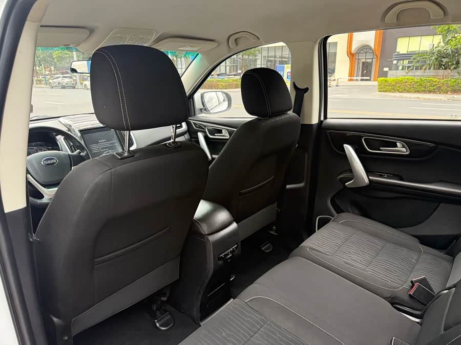 SWM X7 2018 imagen de coche #11