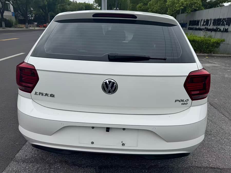 Volkswagen Polo 2020 car image #11