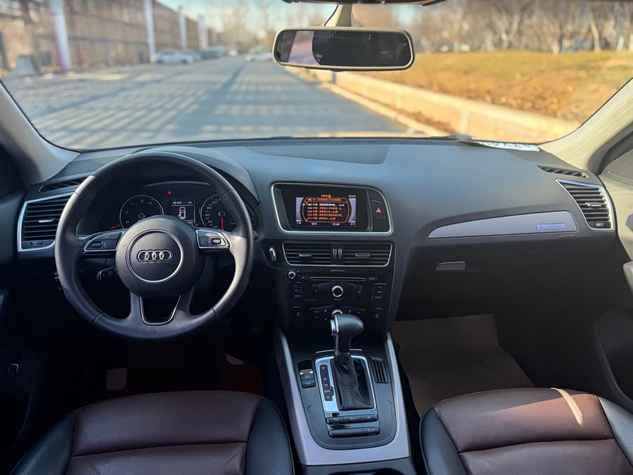 Audi Q5 2018 صورة سيارة #11