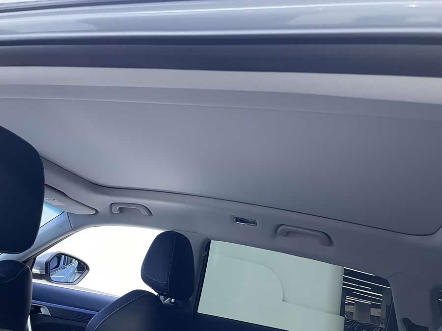 GEELY Boyue 2021 car image #11