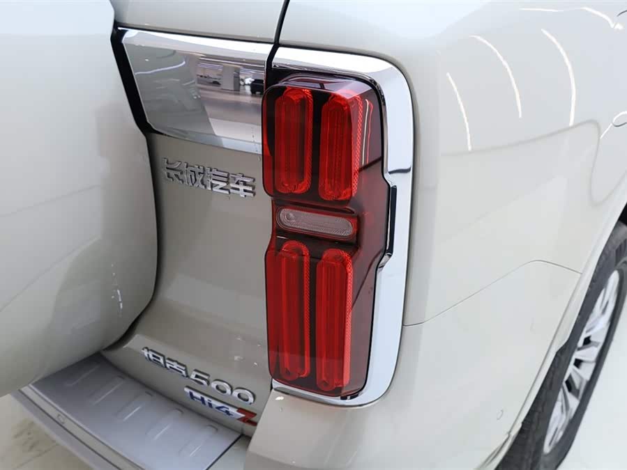 Tank 500 New Energy 2025 immagine di auto #11