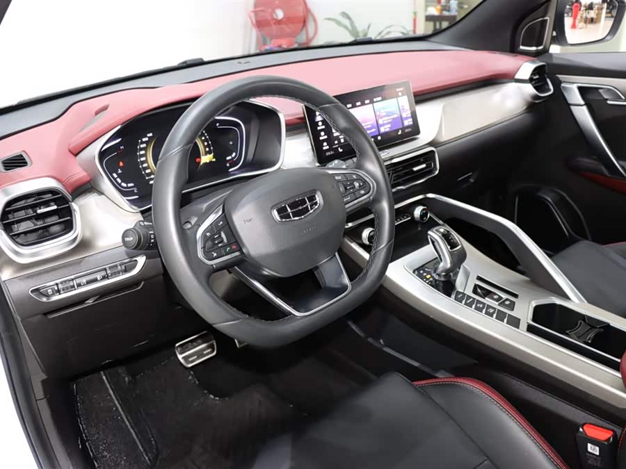 GEELY Coolray 2021 car image #11