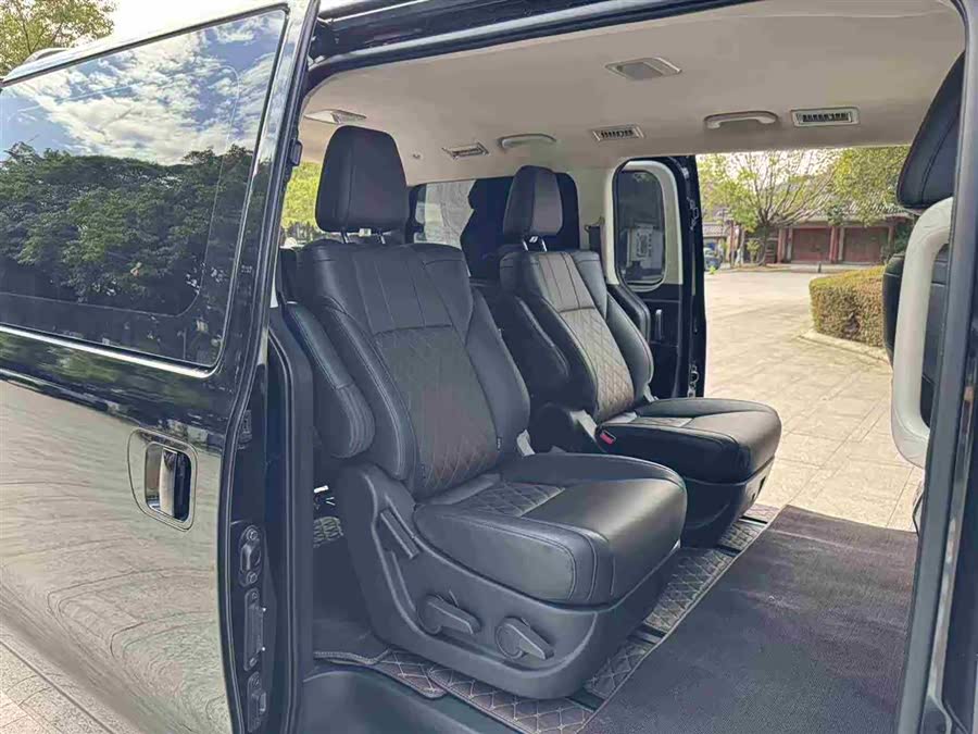 Forthing M7 2024 صورة سيارة #11