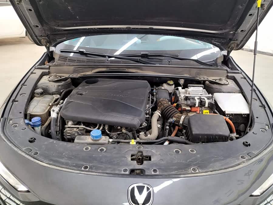 Changan UNI-V iDD 2023 car image #11