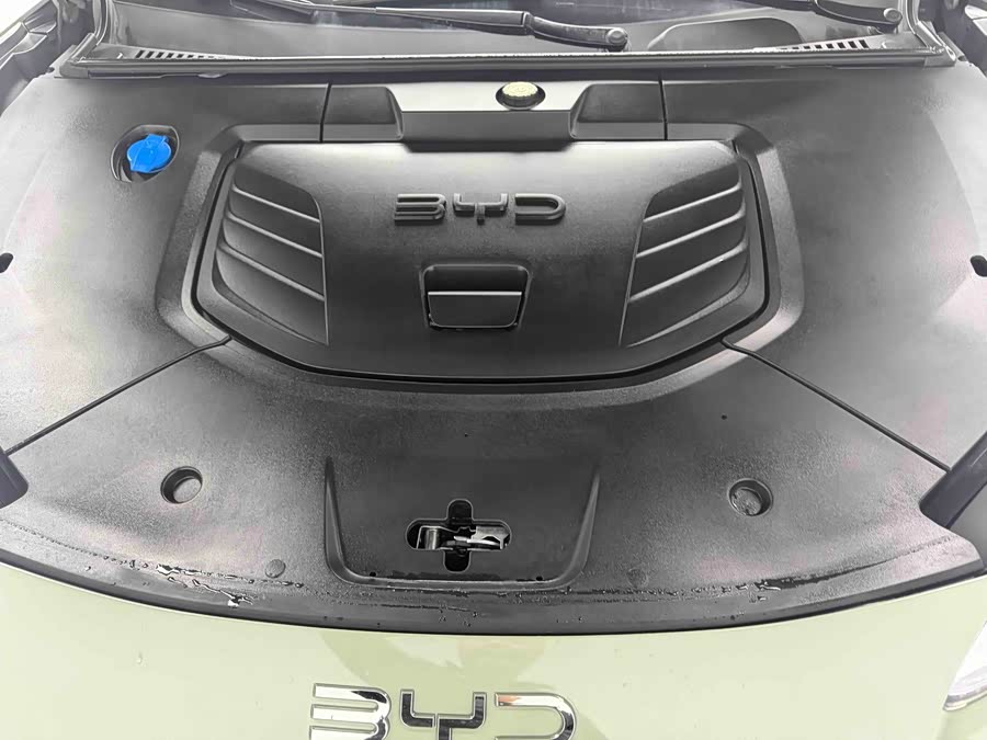 BYD Seal 06GT 2025 car image #11