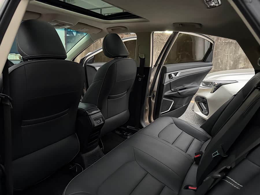 GEELY Emgrand GL 2018 #11 GEELY Emgrand GL 2018 car image #11