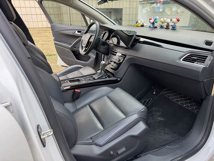 Peugeot 508 2017 car image #11