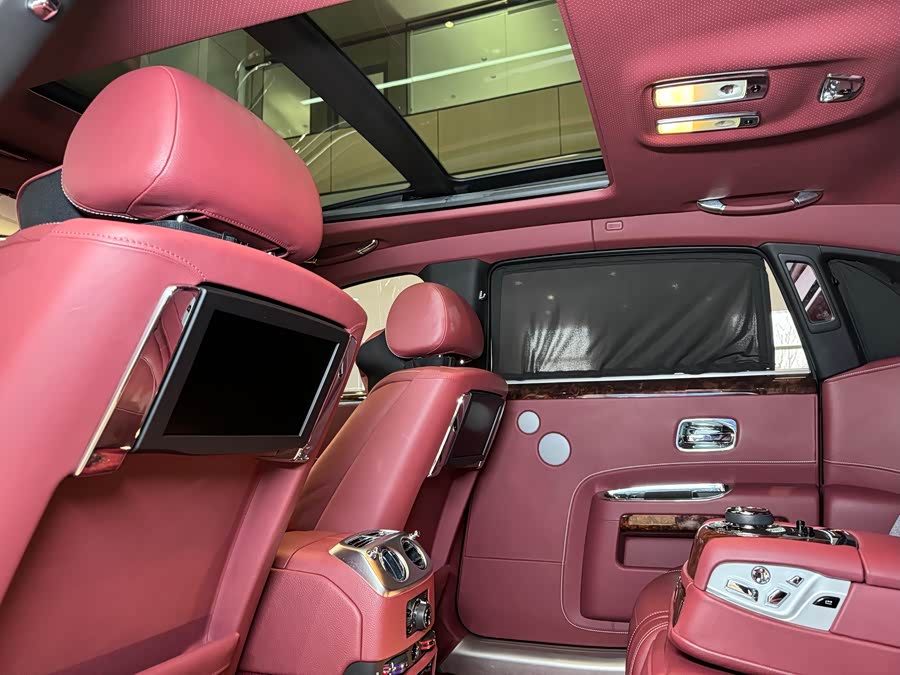 Rolls-Royce Ghost 2018 car image #11