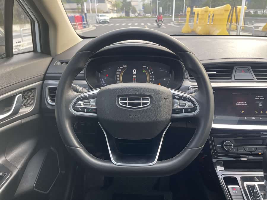 GEELY 2020 car image #11