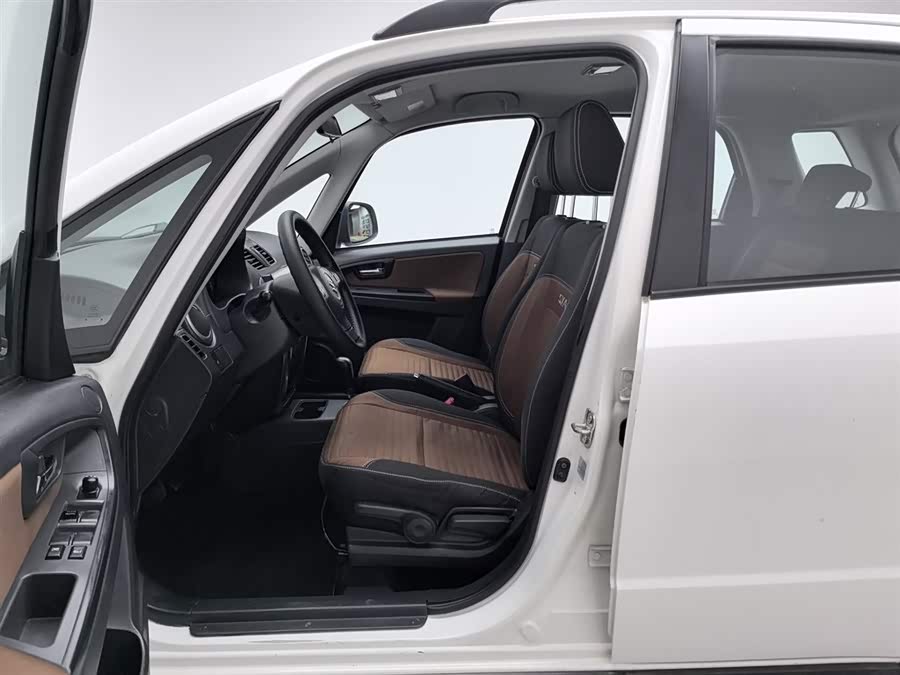 铃木 天语 SX4 2016 汽车图片 #11