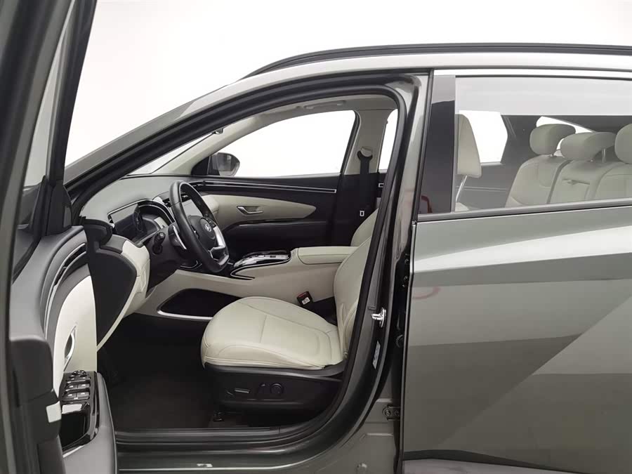 Hyundai Tucson 2022 car image #11