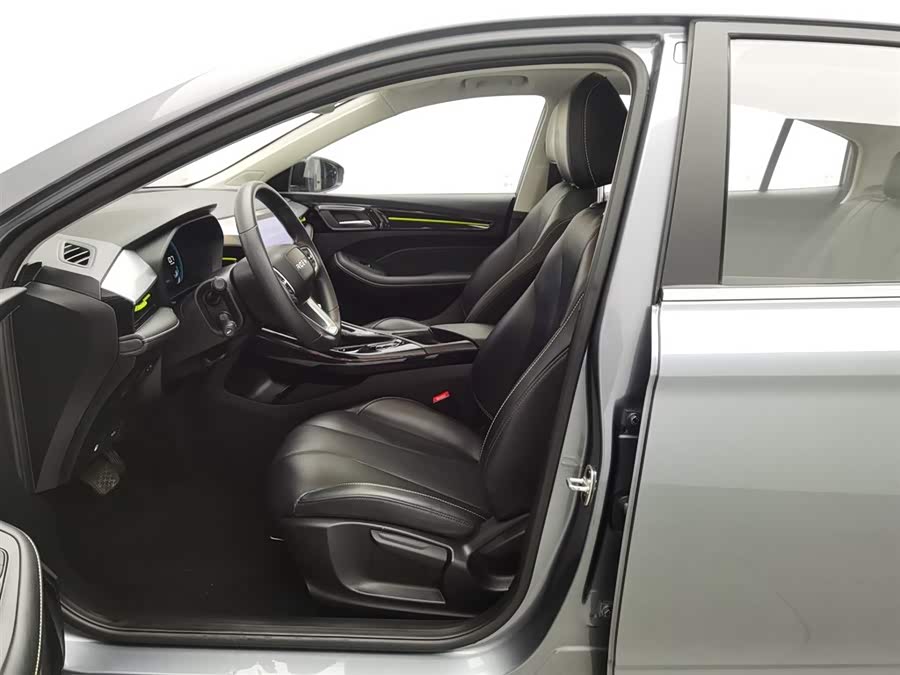 Roewe i5 2023 car image #11