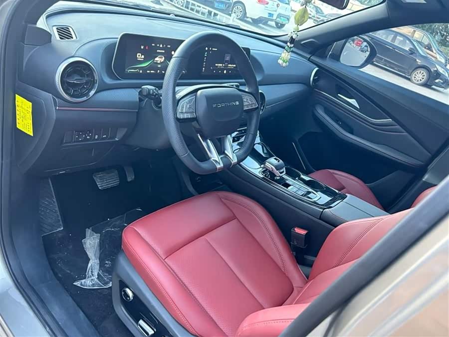 Forthing T5 EVO 2021 car image #11